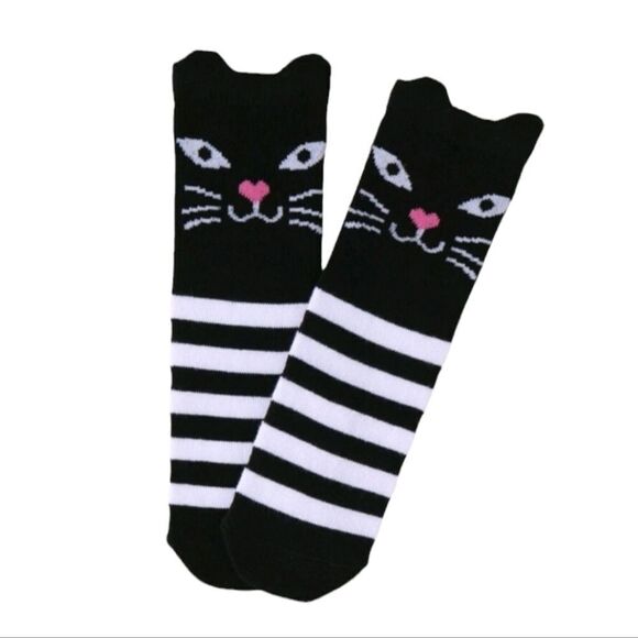 Cat 🐈‍⬛ Face Baby Socks - Picture 7 of 7